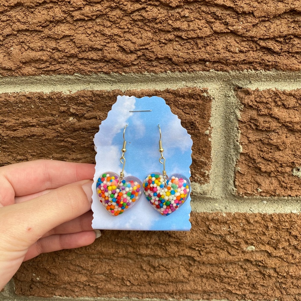 Heart💖🍩Sprinkle Dangle Earrings! Handmade🙋🏻‍♀️ - Picture 4 of 11